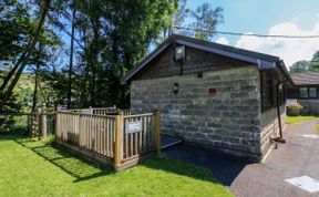 Photo of Chalet Log Cabin C8