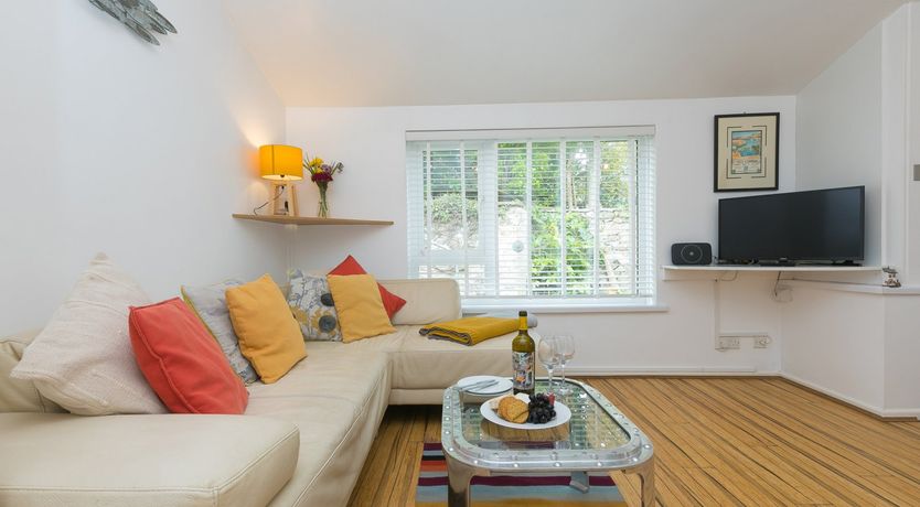 Photo of Flat 3, Pentowan Court