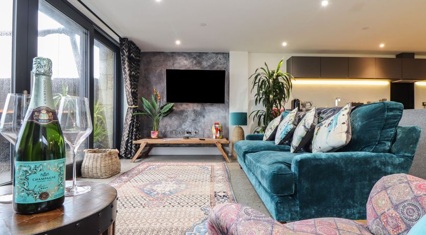 Photo of Sea the View