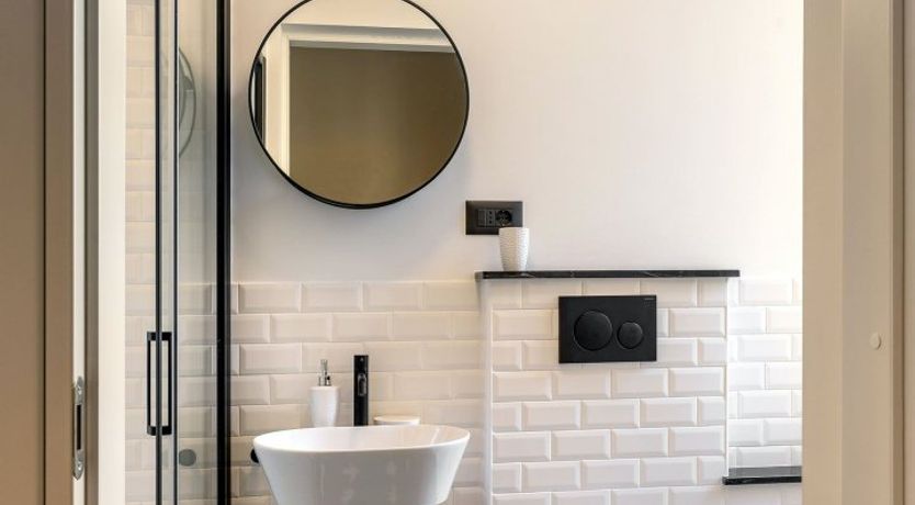 Photo of The Symmetry