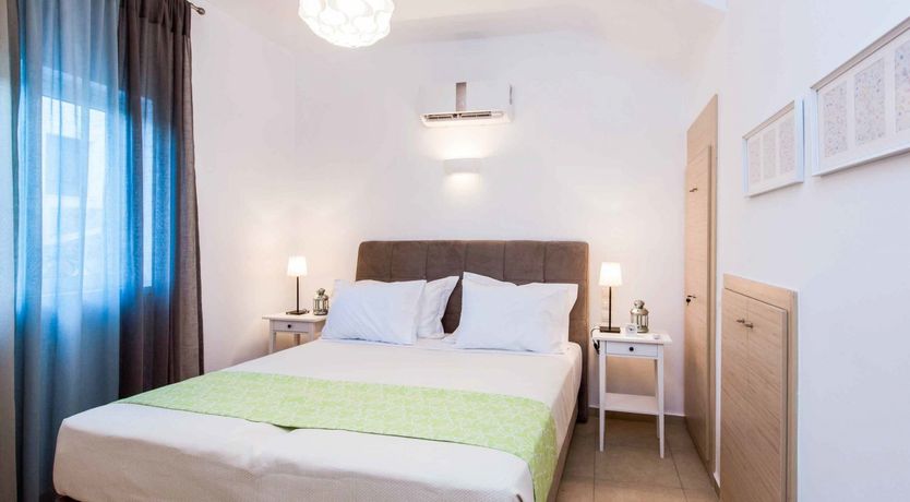 Photo of Island Eyes