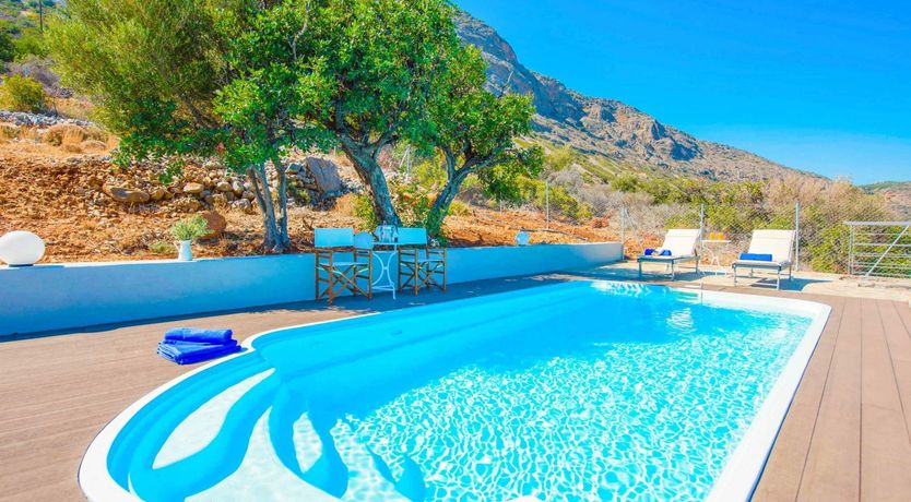 Photo of Island Eyes