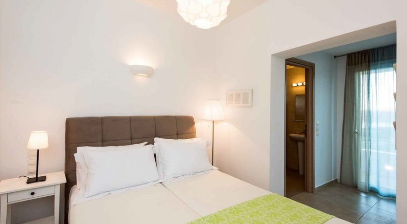 Photo of Island Eyes