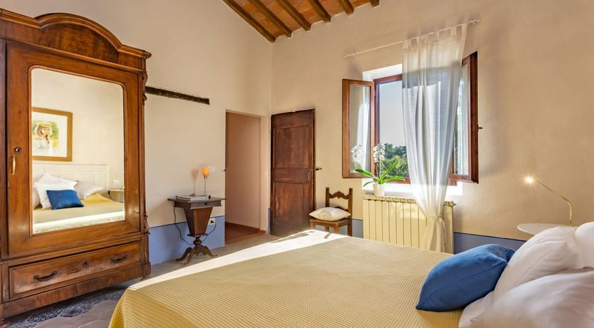 Photo of The Grapes of Violetta