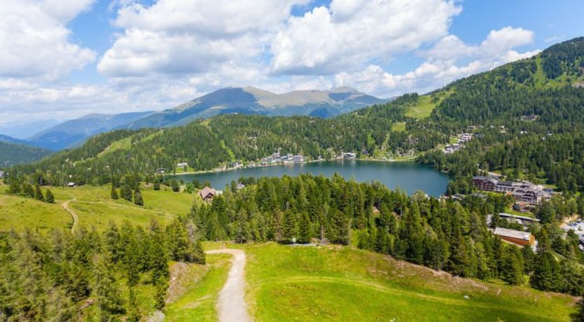 Photo of #27 mit IR-Sauna und Sprudelbad Innen Apartment 33