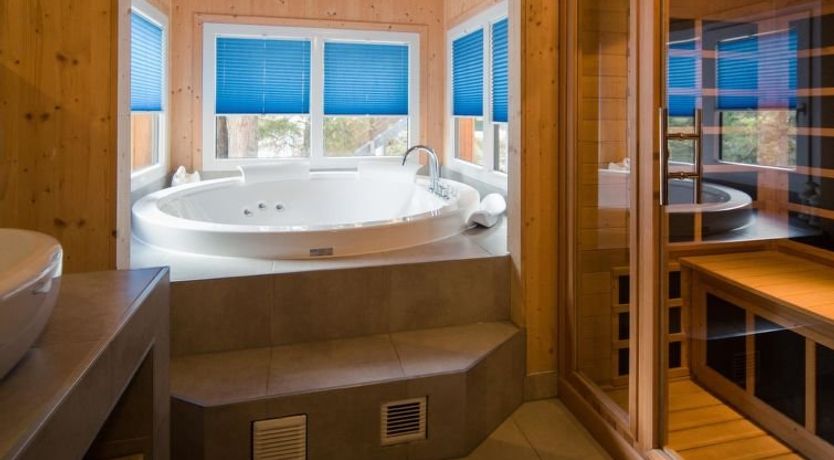 Photo of #27 mit IR-Sauna und Sprudelbad Innen Apartment 33