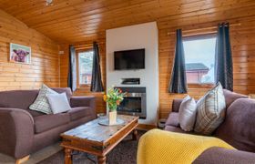 Loch Leven Lodge 10 Holiday Home