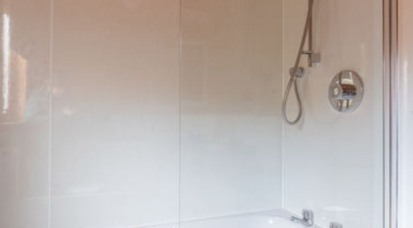 Photo of Loch Leven Lodge 10