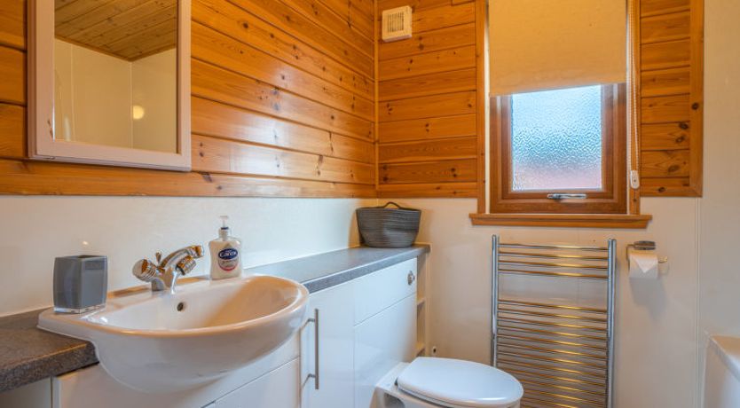 Photo of Loch Leven Lodge 10