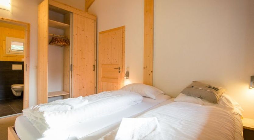 Photo of #37 mit IR-Sauna und Sprudelbad Innen Apartment 32