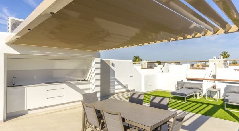 Photo of Tropical Beach Penthouse