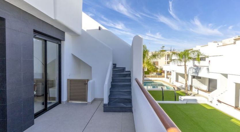 Photo of Tropical Beach Penthouse