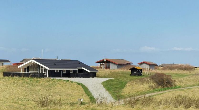 Photo of "Alana" - 346m from the sea