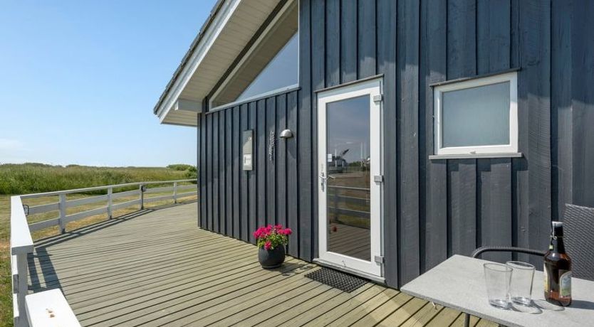 Photo of "Chrisse" - 550m from the sea