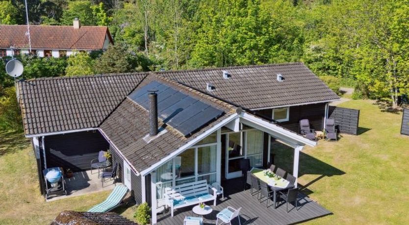 Photo of "Sophi" - 425m from the sea