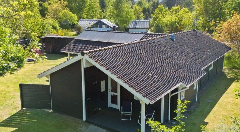 Photo of "Sophi" - 425m from the sea