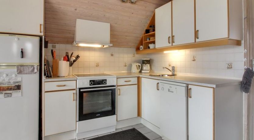 Photo of "Ellenor" - 300m to the fjord