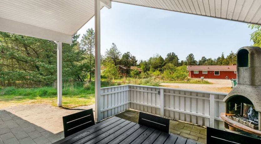 Photo of "Cora" - 1km from the sea