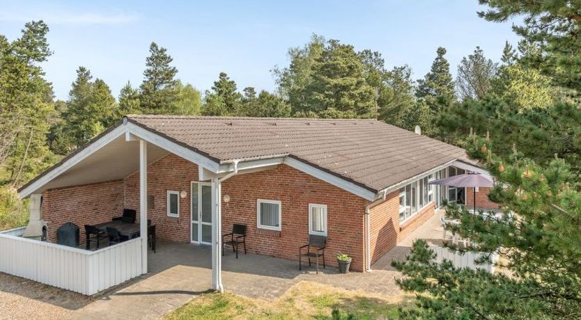 Photo of "Cora" - 1km from the sea