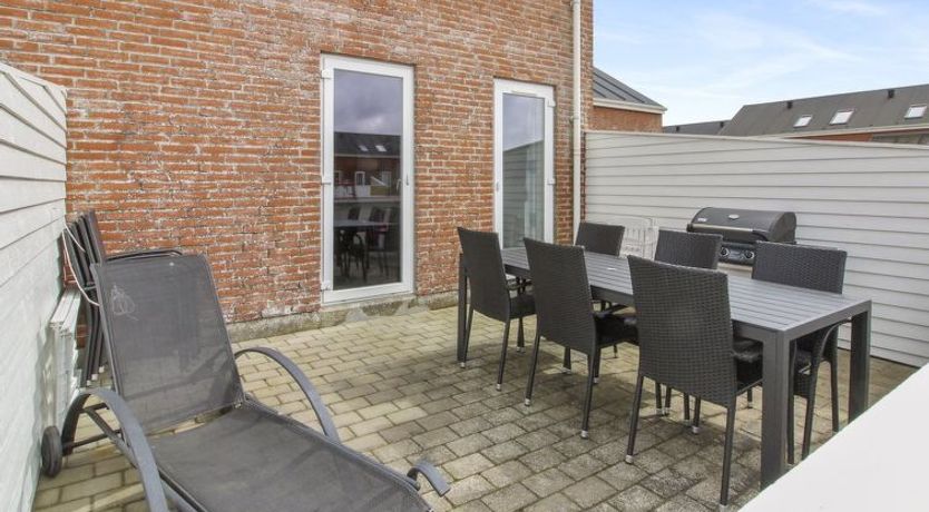 Photo of "Héléne" - 2.3km from the sea