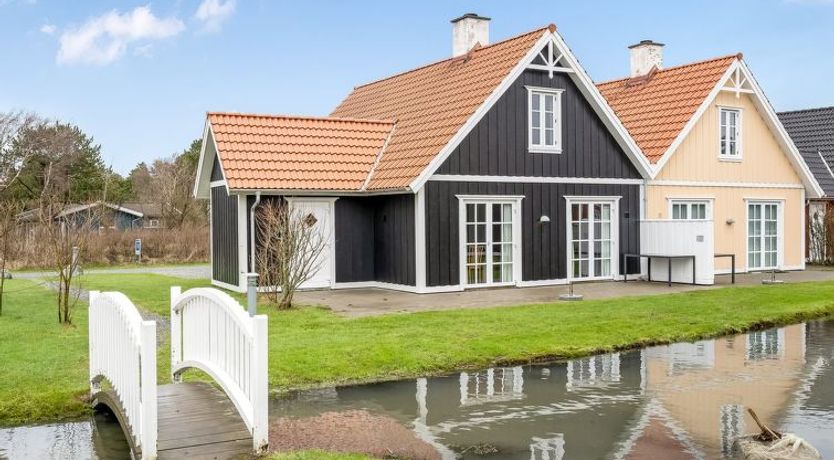 Photo of "Folkmar" - 800m from the sea