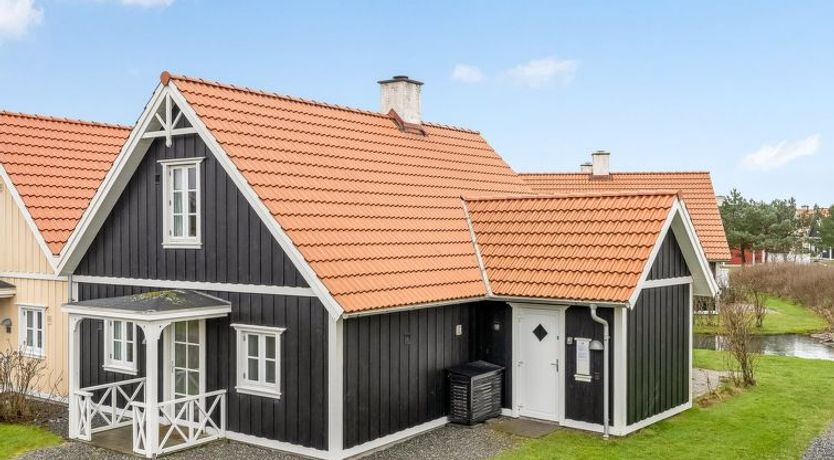 Photo of "Folkmar" - 800m from the sea