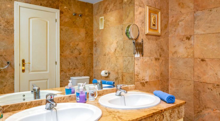 Photo of Los Almendros 2