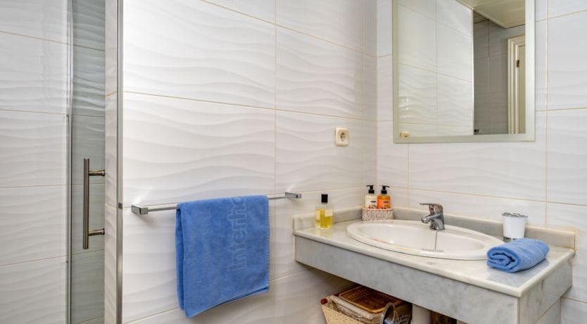 Photo of Los Almendros 2