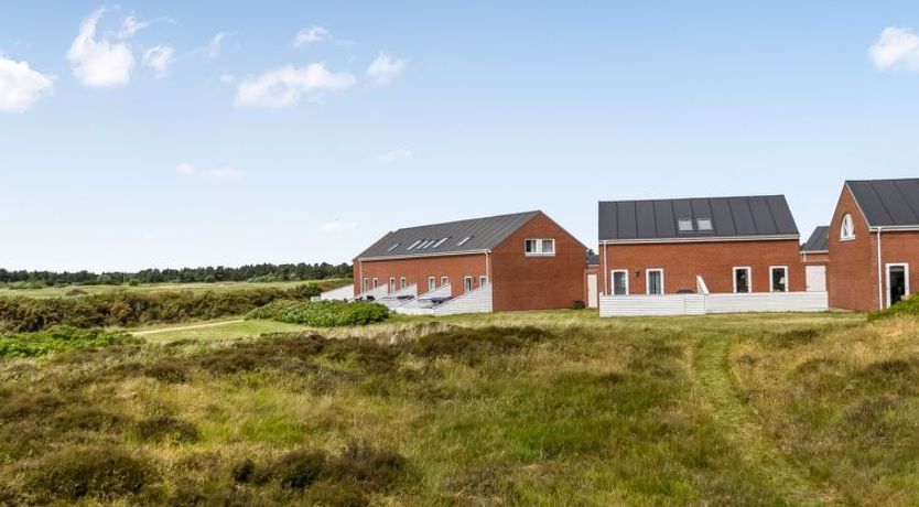 Photo of "Anelia" - 2.3km from the sea