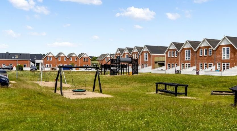 Photo of "Anelia" - 2.3km from the sea