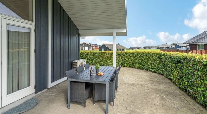 Photo of "Deline" - 250m from the sea