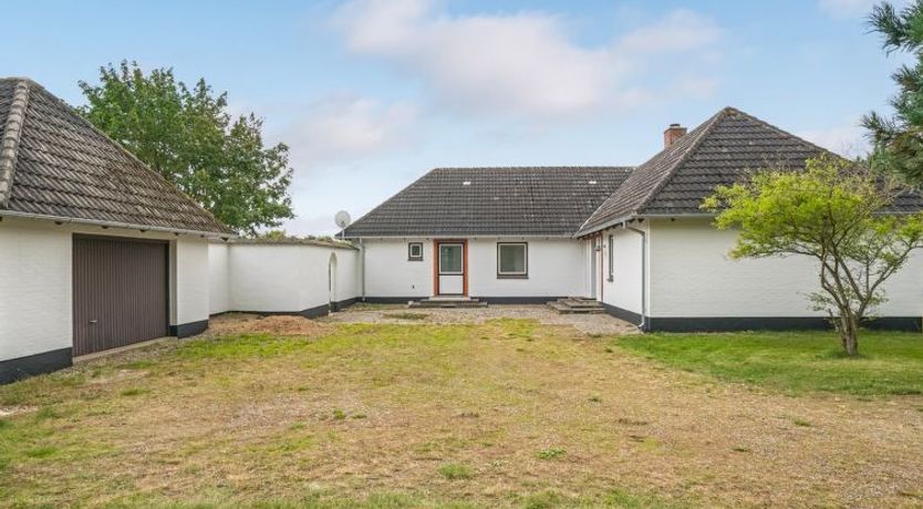 Photo of "Solmaz" - 3.5km from the sea