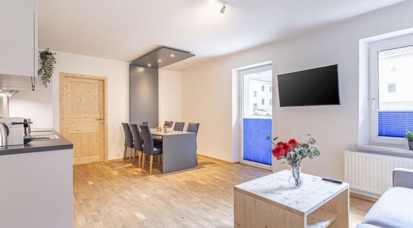 Photo of für 6 P. mit IR-Sauna & Sprudelwanne Apartment 41