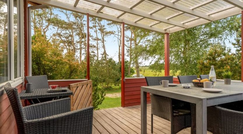 Photo of "Yanne" - 400m from the sea