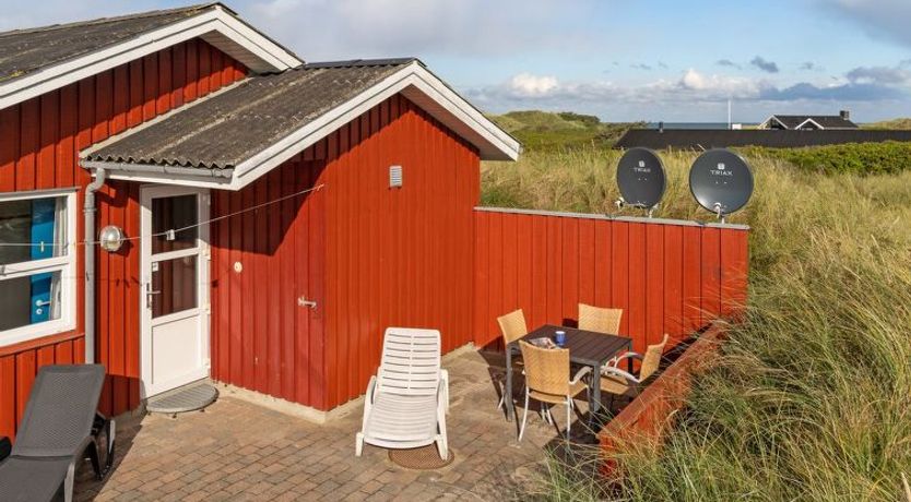 Photo of "Dana" - 290m from the sea