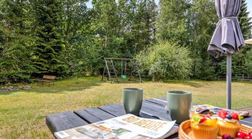 Photo of "Fjola" - 200m from the sea