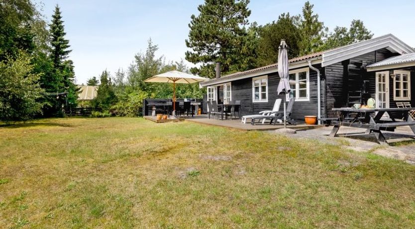 Photo of "Fjola" - 200m from the sea