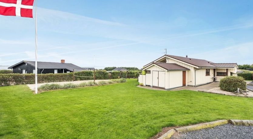 Photo of "Mervi" - 300m to the fjord