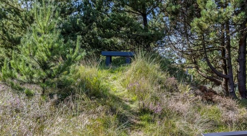 Photo of "Roald" - 2.2km from the sea