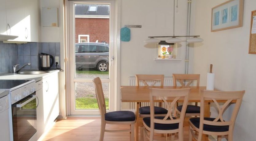 Photo of "Nilaus" - 2.3km from the sea