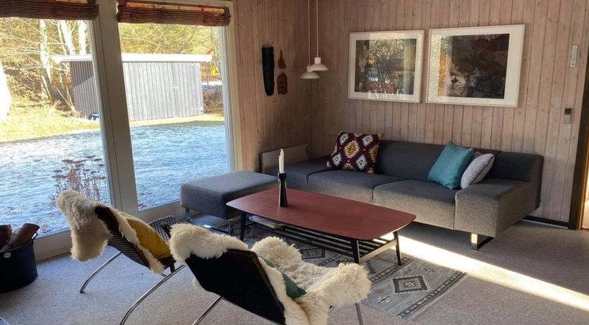 Photo of "Menard" - 400m from the sea