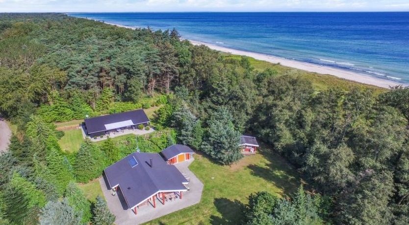 Photo of "Gulborg" - 25m from the sea