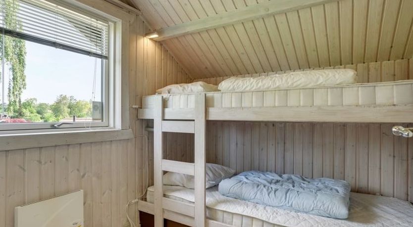 Photo of "Dea" - 850m from the sea