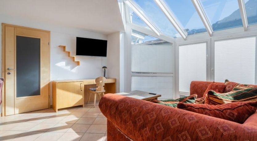 Photo of Nadine Apartment 6