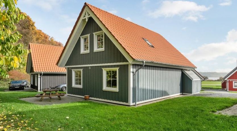 Photo of "Babette" - 75m to the fjord