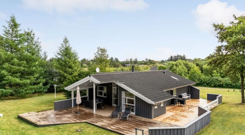 Photo of "Dimo" - 700m from the sea