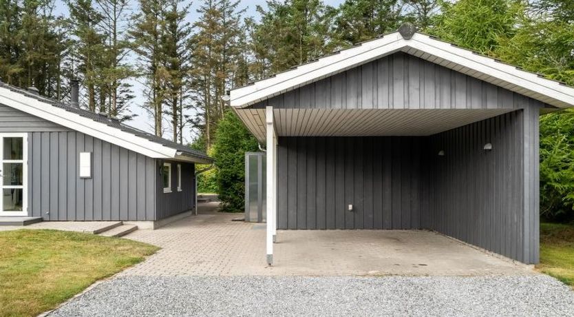 Photo of "Dimo" - 700m from the sea