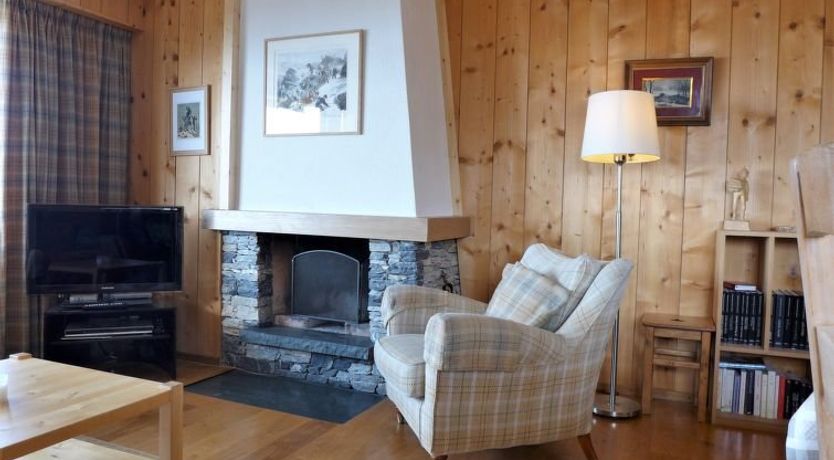 Photo of Andrea A 10