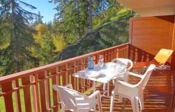 Les Faverges 5 Apartment 3 Holiday Home