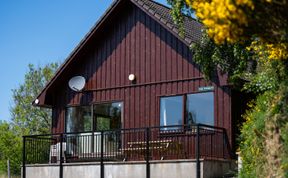 Photo of Achmony Secluded Westend Holiday Home 2
